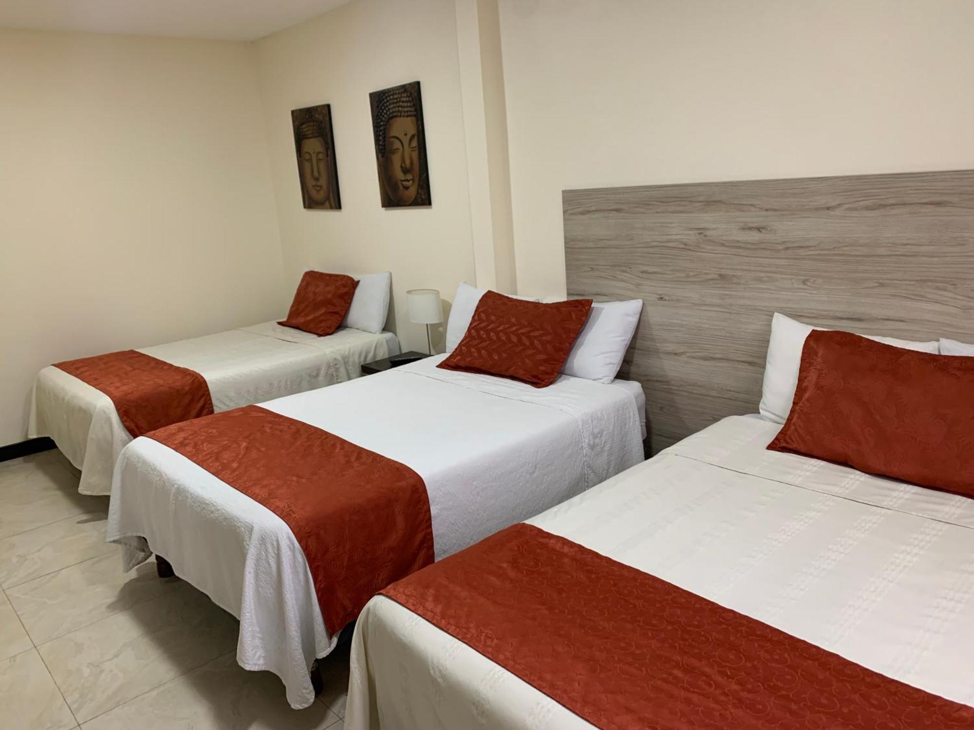 Mercedes Airport-quito Hotel Tababela