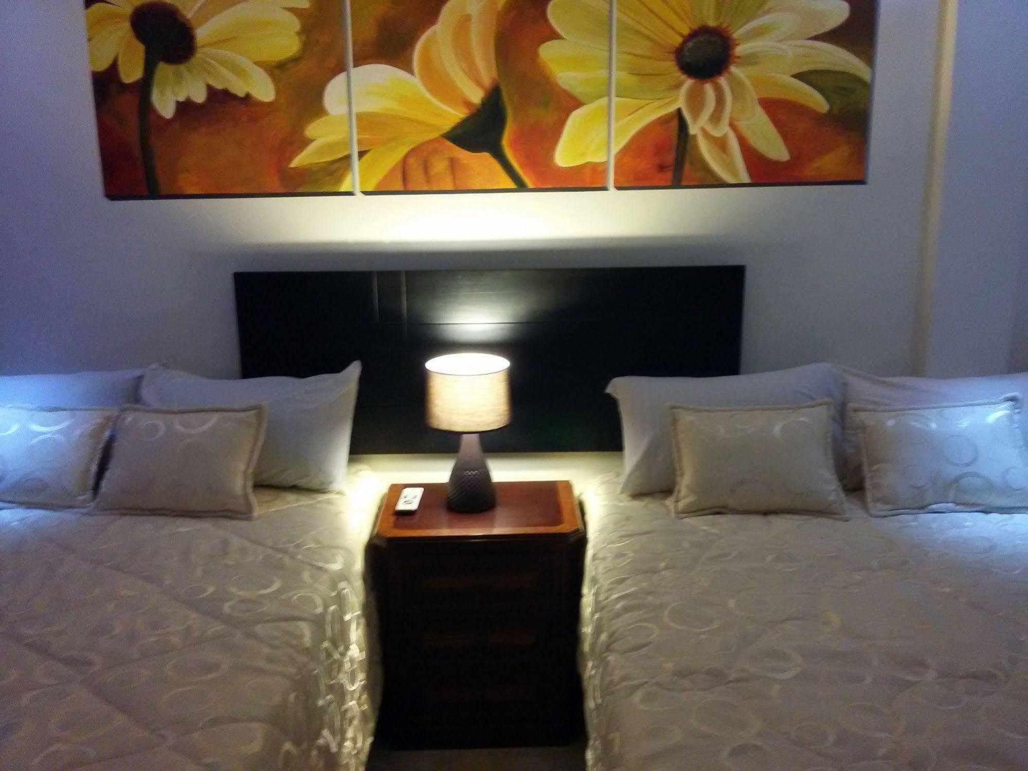 Hotel Mercedes Airport-quito