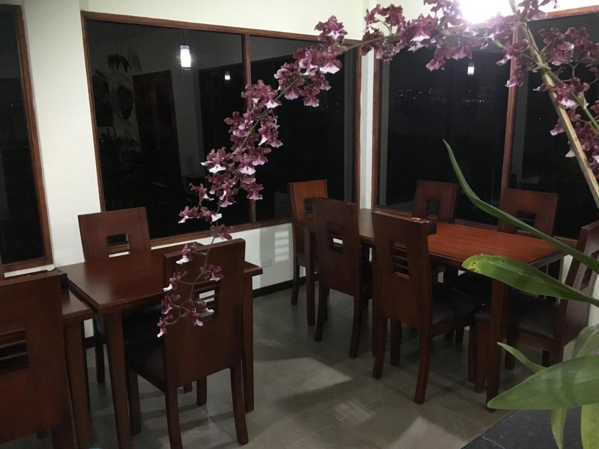 Hotel Mercedes Airport-quito 3*